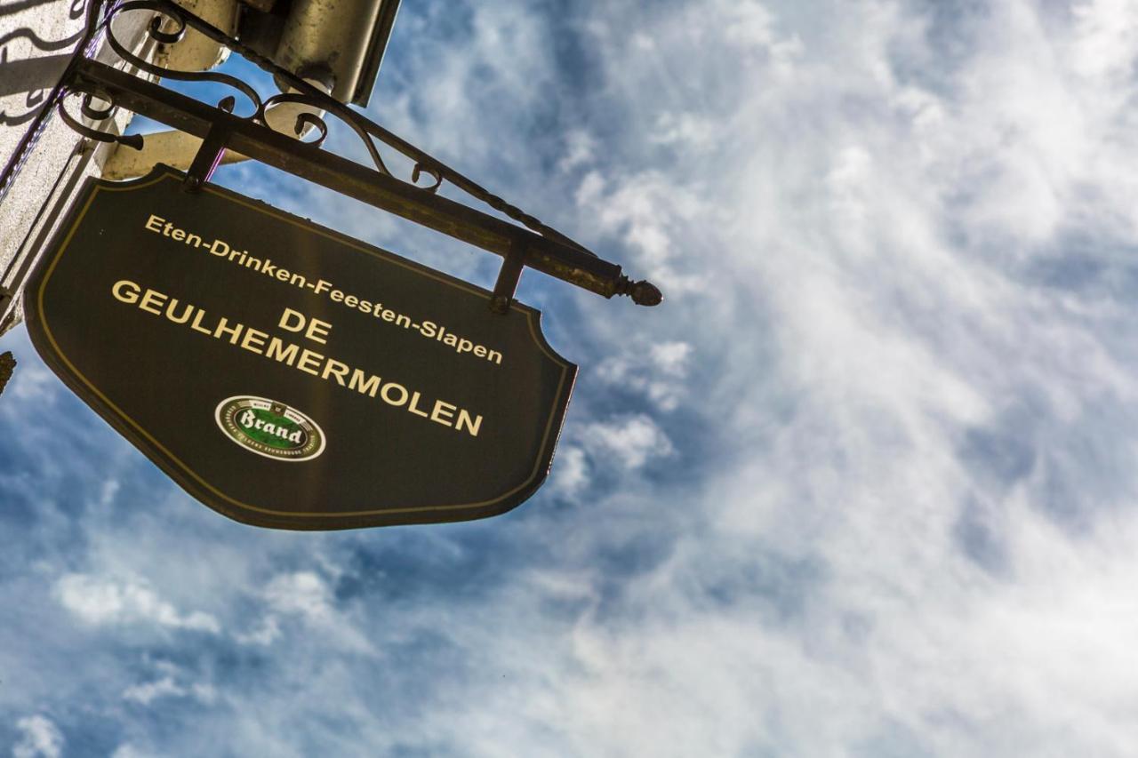 Herberg De Geulhemermolen Berg en Terblijt Bagian luar foto