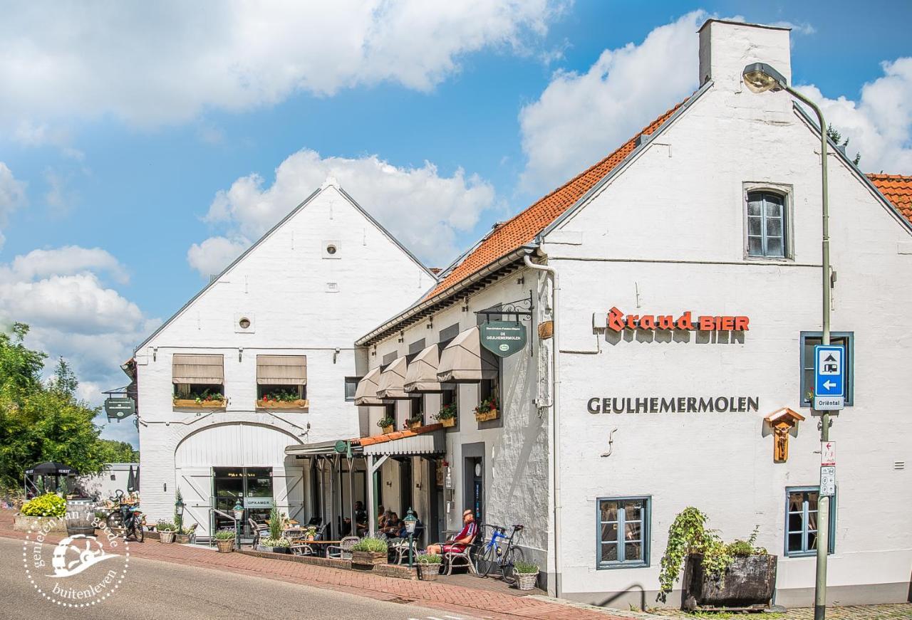 Herberg De Geulhemermolen Berg en Terblijt Bagian luar foto
